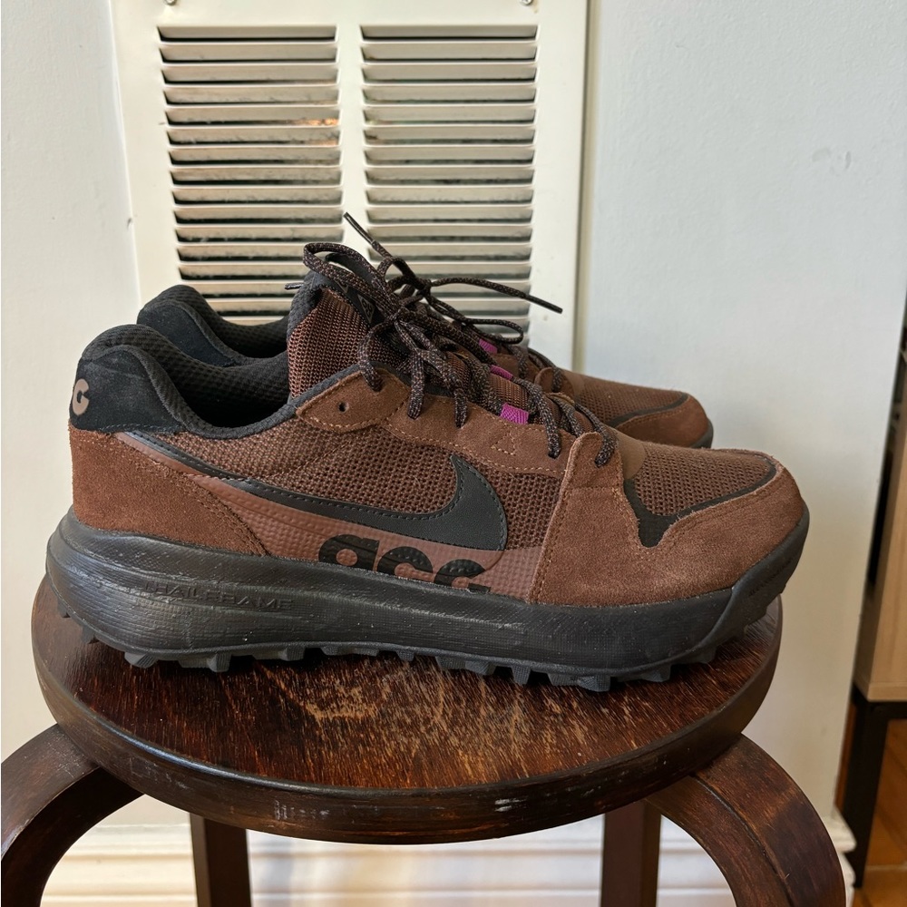 Nike ACG lowcate